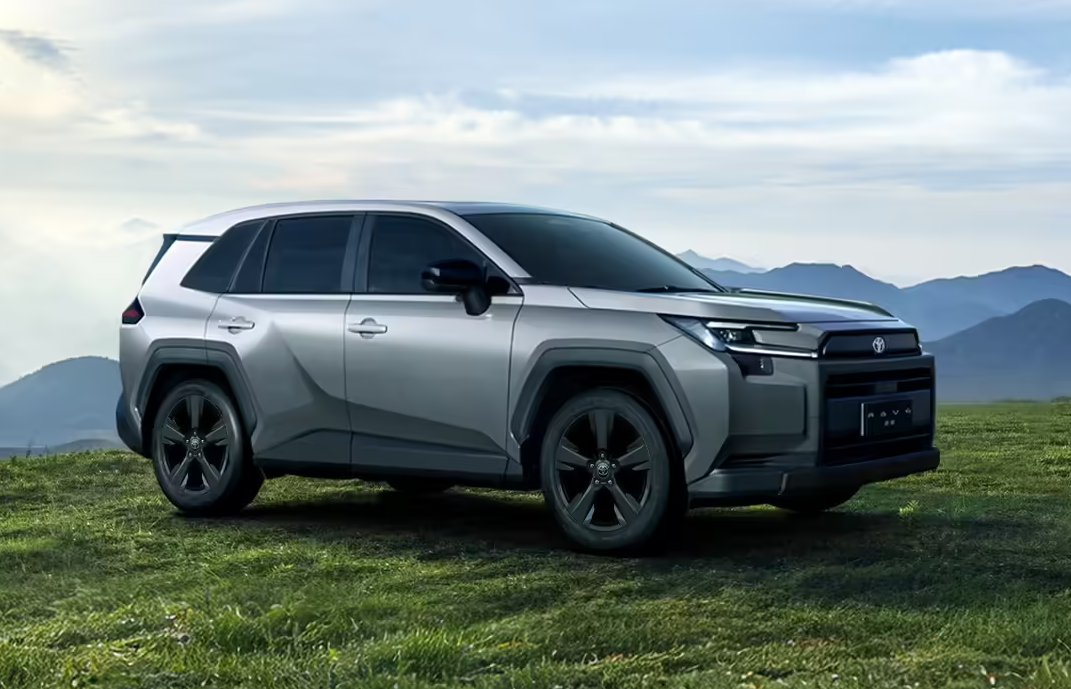 一汽丰田第六代荣放2.0L双擎精英版限时15.18万起 享多重权益